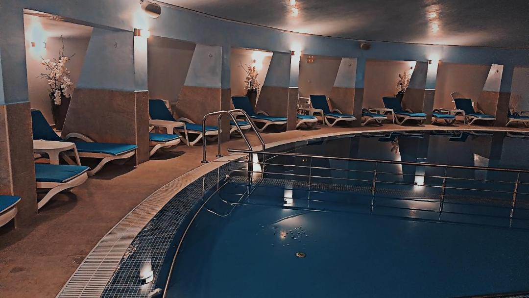 Condor Resort Dulcesti Экстерьер фото